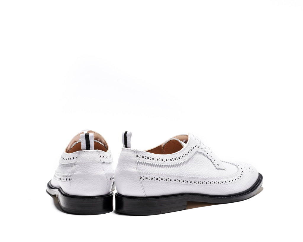 B1621018 DANNY White