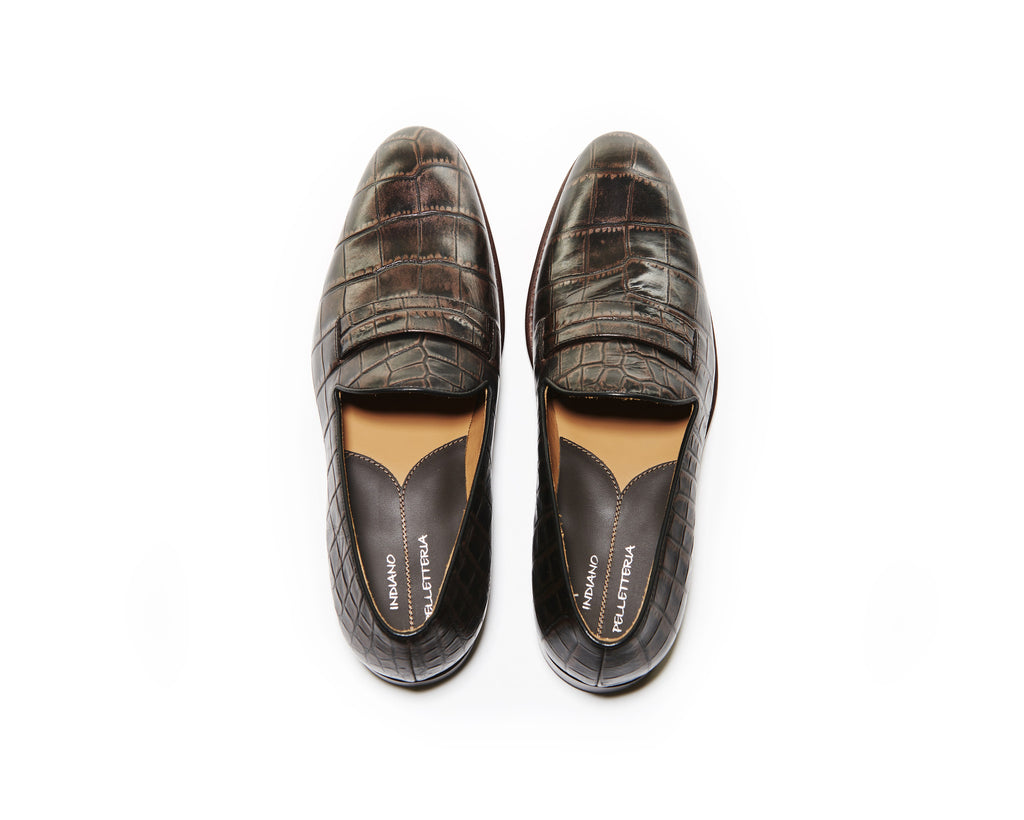 B1611010 - Loafer oxford men shoe (embossed) - Date