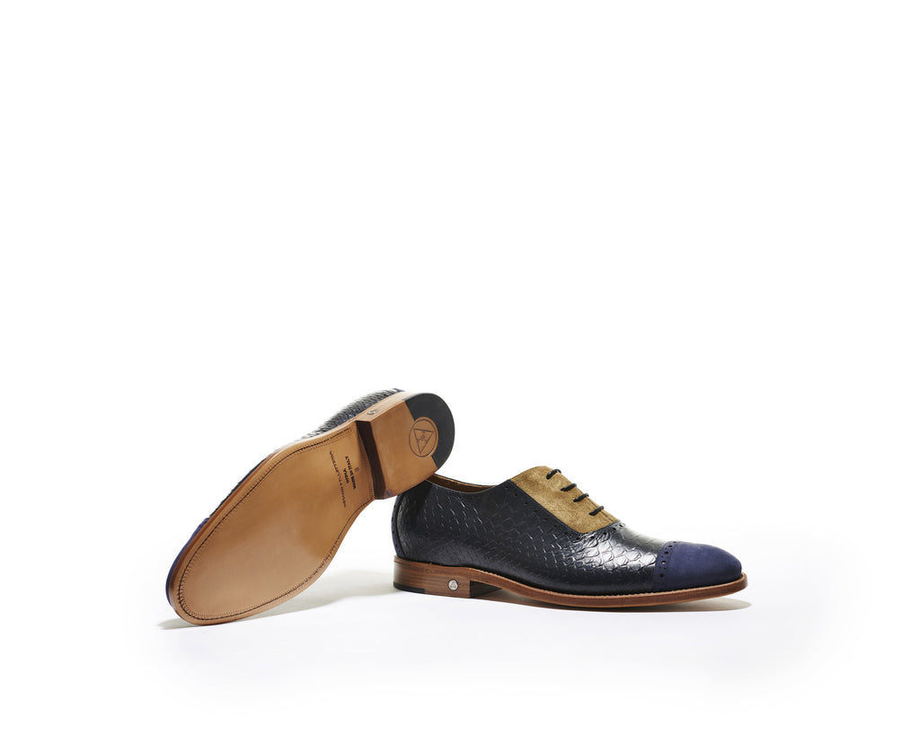 B1611014 - Oxford brogues men shoe (embossed) - Shark