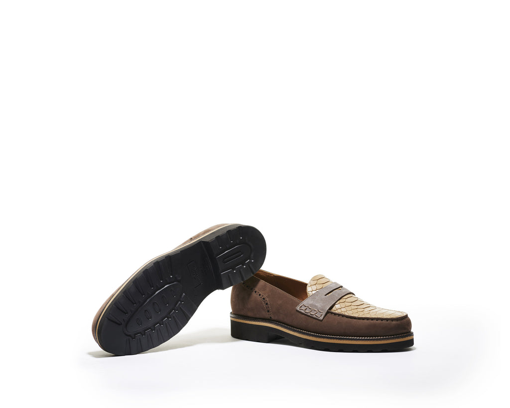 B1611015 - Penny Loafer men shoe (embossed) - Cappuccino